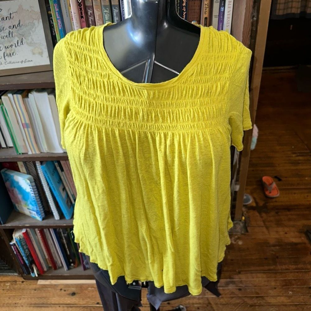 Free People smocked shoulders flowy knit boho M top